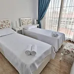 Emre 10 2* Datça