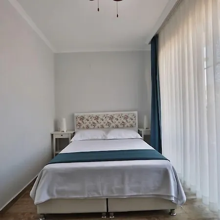 Szálloda Emre 10 2*